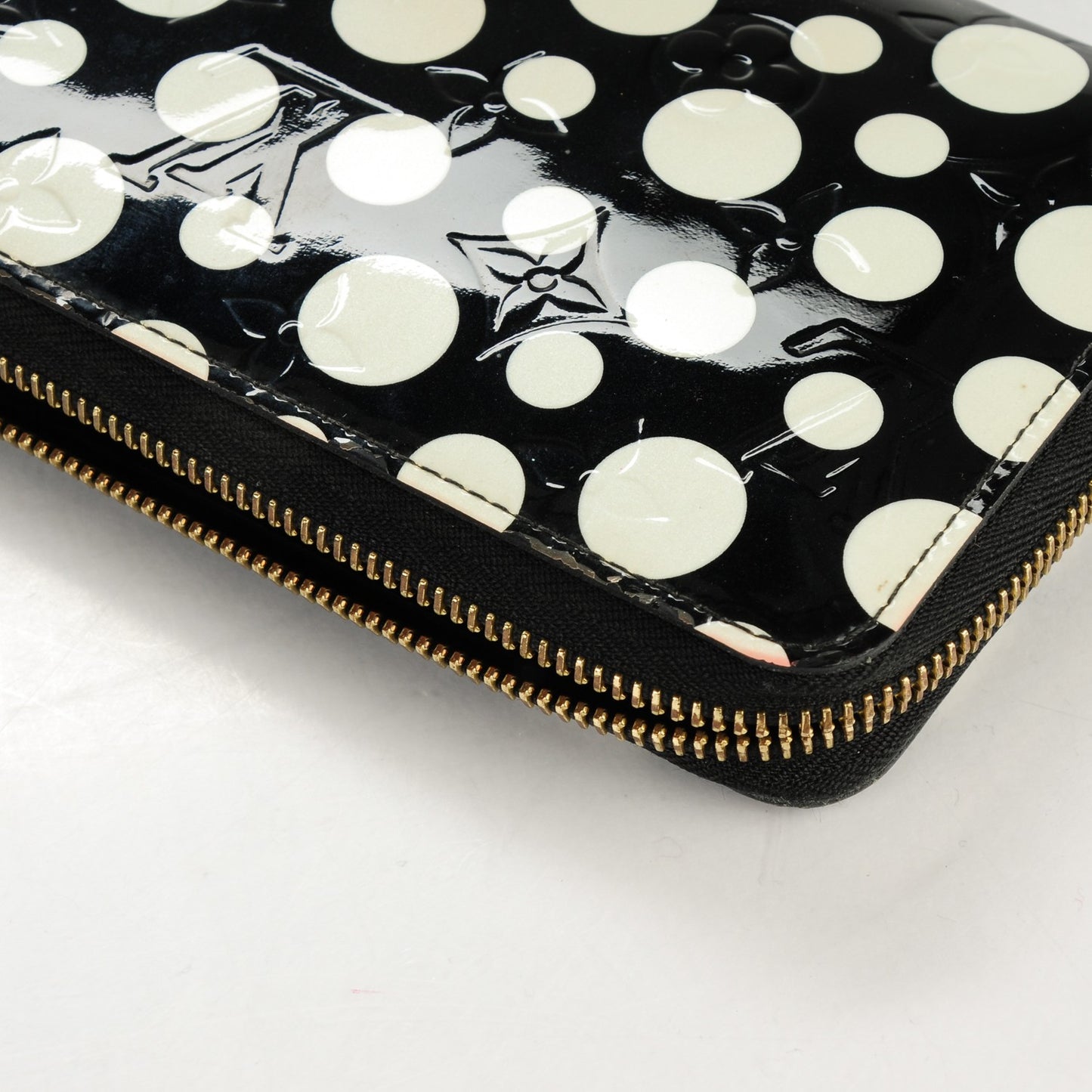 Vernis Kusama Infinity Dots Zippy Wallet Black