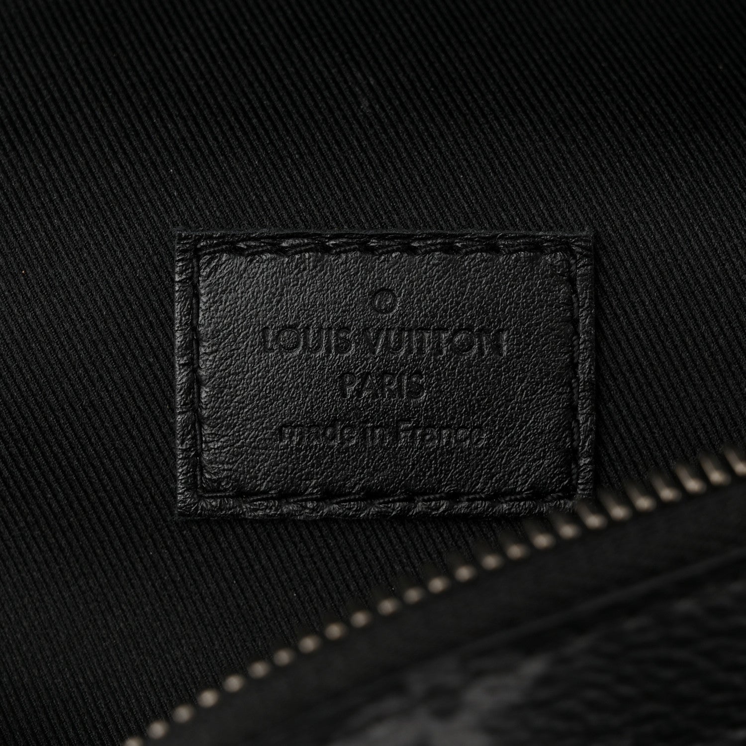 Louis Vuitton Monogram Eclipse Discovery Bumbag 6 of 10