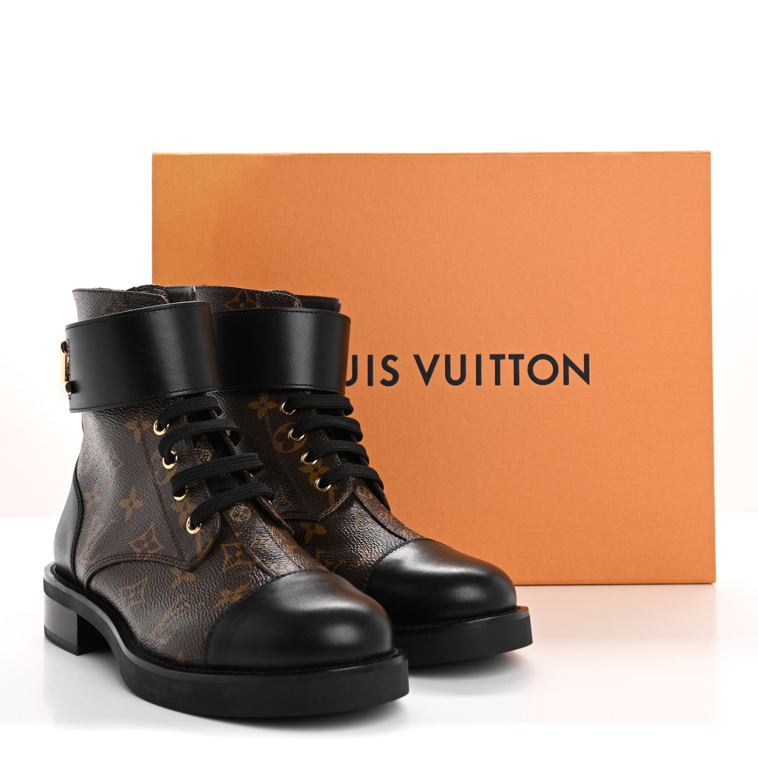 Louis Vuitton Calfskin Monogram Wonderland Flat Ranger Boots 38.5 Black 11 of 11