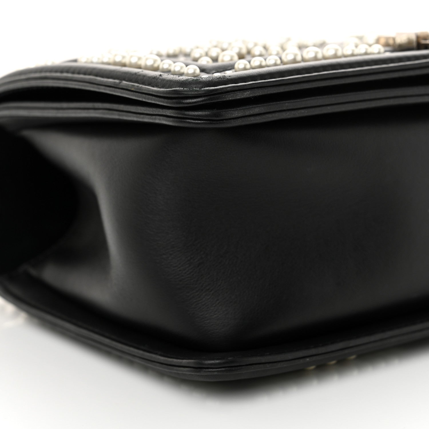 Chanel Calfskin Pearl Chevron Medium Boy Flap Black 9 of 12
