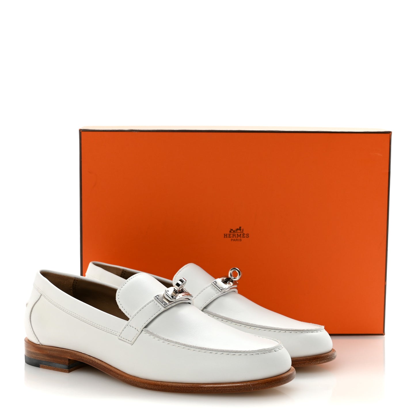 Calfskin Womens Destin Loafers 36.5 White