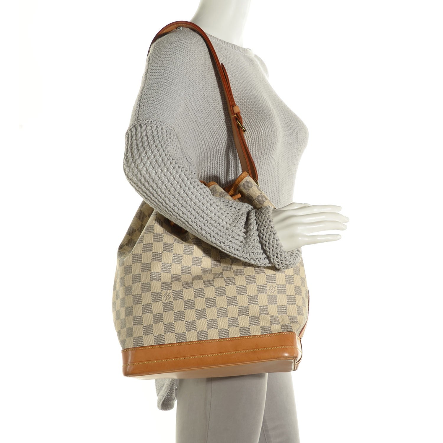 Louis Vuitton Damier Azur Noe 2 of 8