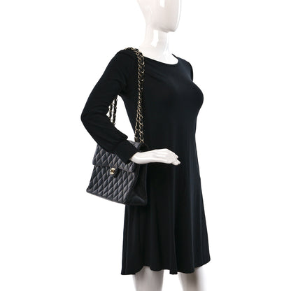 Chanel Caviar Jumbo Single Flap Black 2 of 9