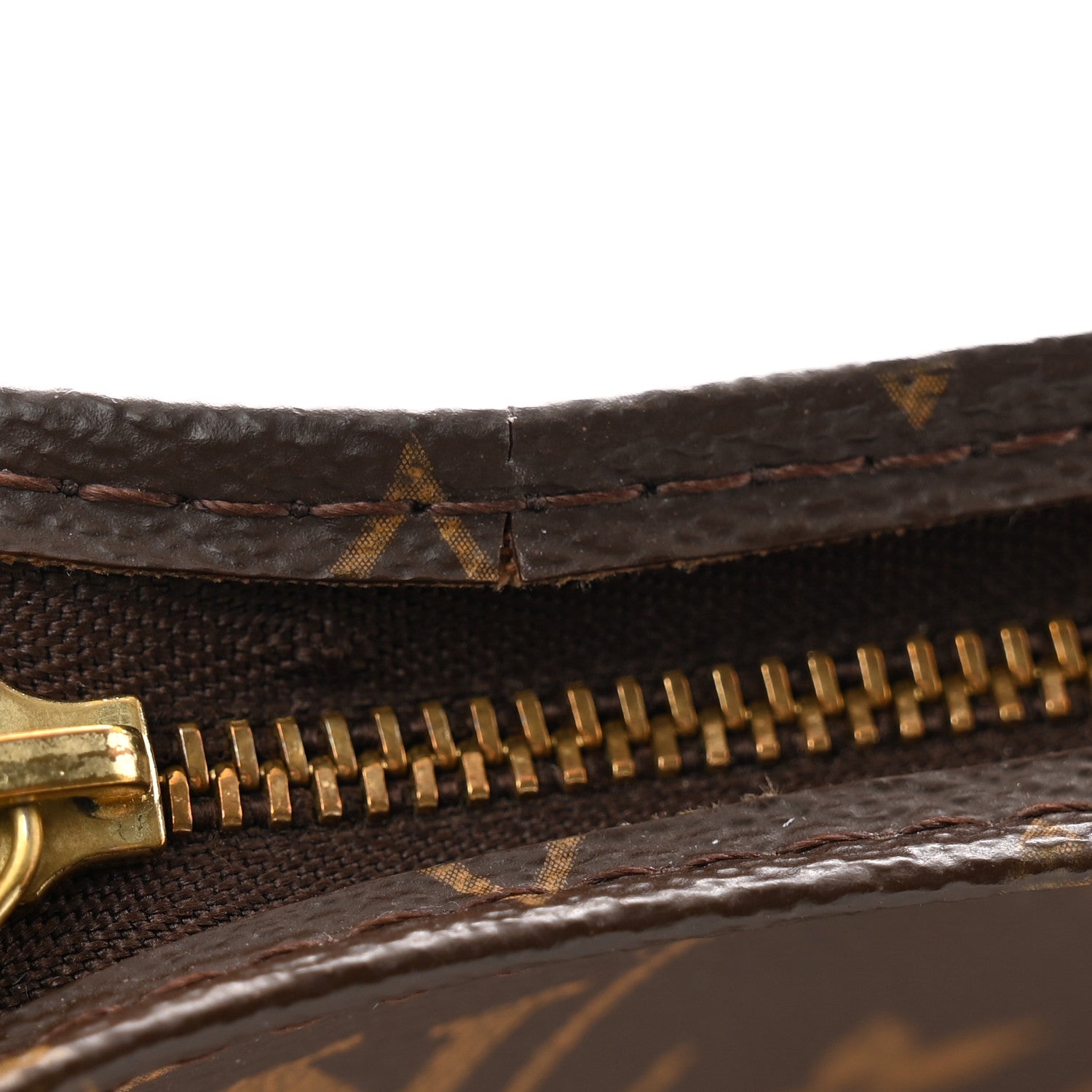 Louis Vuitton Monogram Toiletry Pouch 26 16 of 17