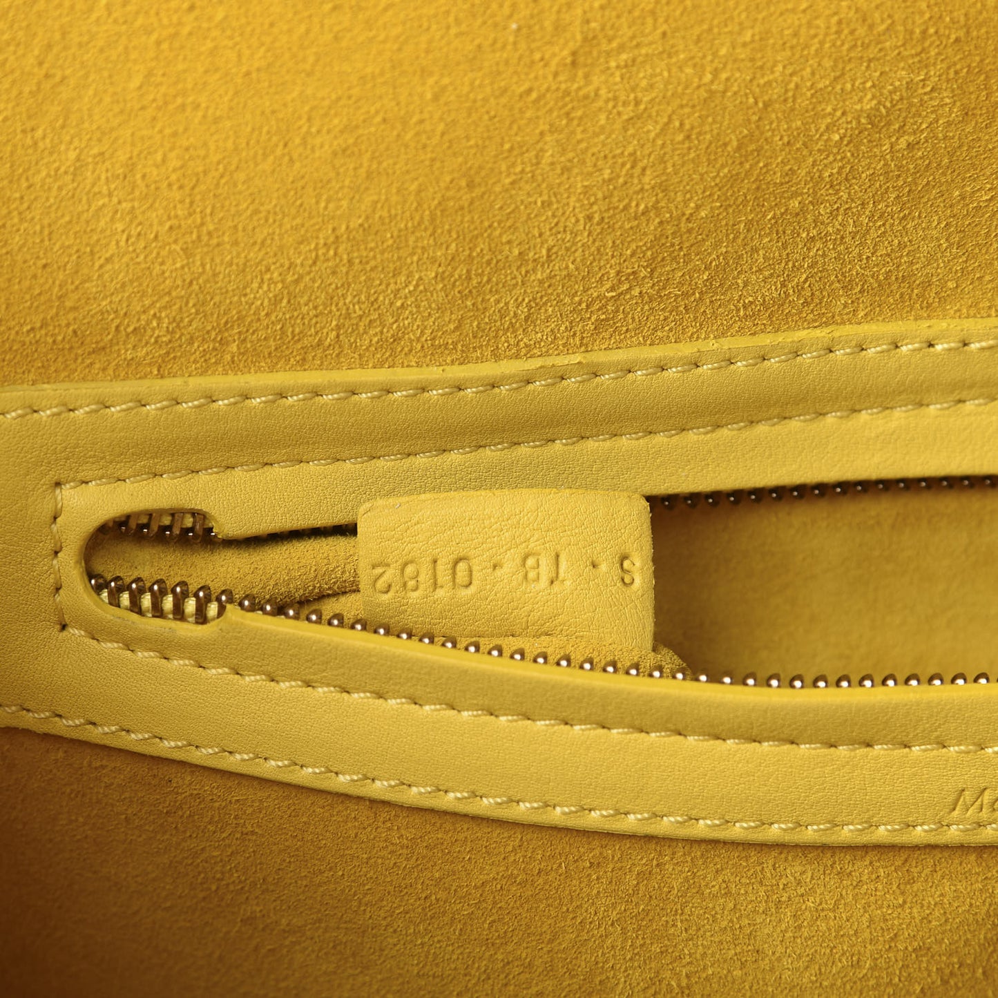 Supple Calfskin Medium Phantom Luggage Sun Yellow
