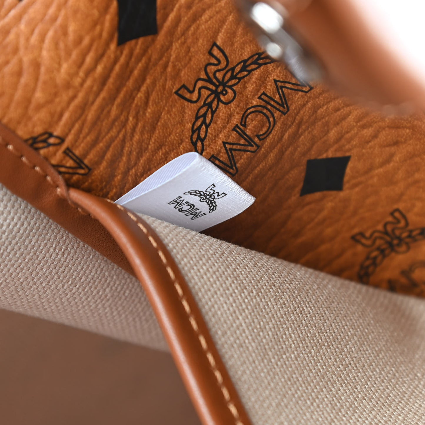 Visetos Shopping Tote Cognac