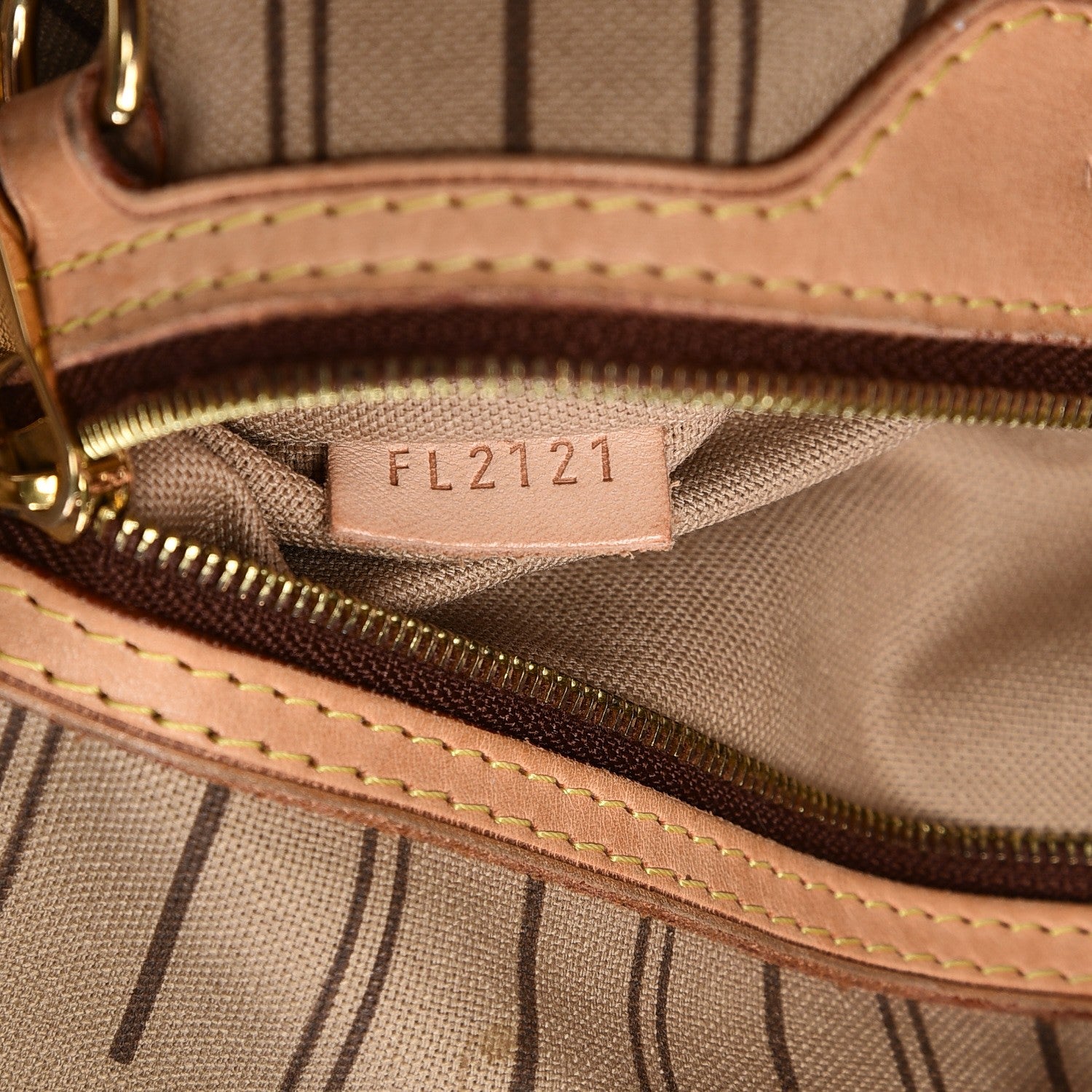 Louis Vuitton Monogram Delightful PM 8 of 17