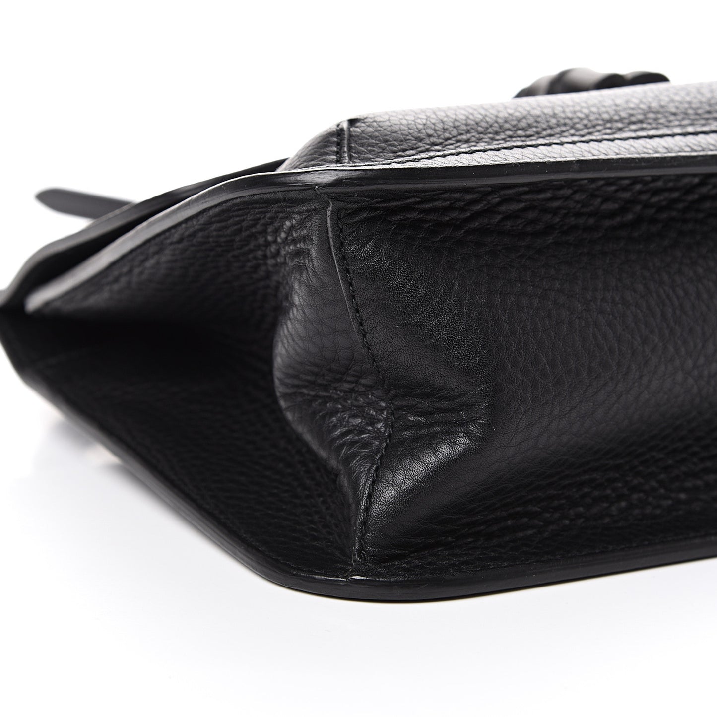 Pebbled Calfskin Medium Bamboo Daily Flap Shoulder Bag Black