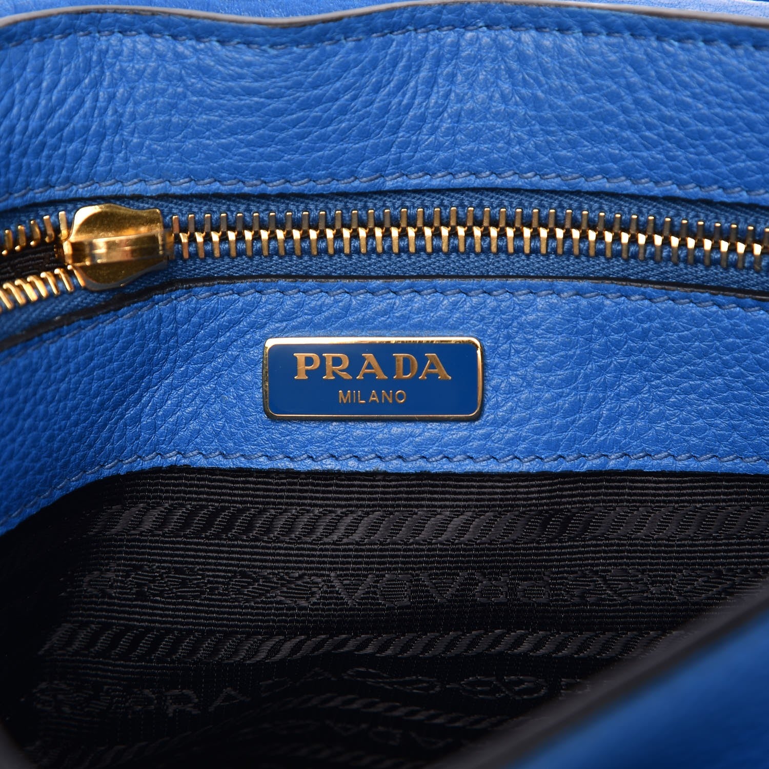 Prada Vitello Daino Messenger Bag Marea 6 of 12