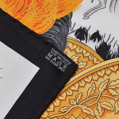 Hermes Silk Casques Et Plumets Scarf 90 Nior Blanc Vieil Orange 4 of 4
