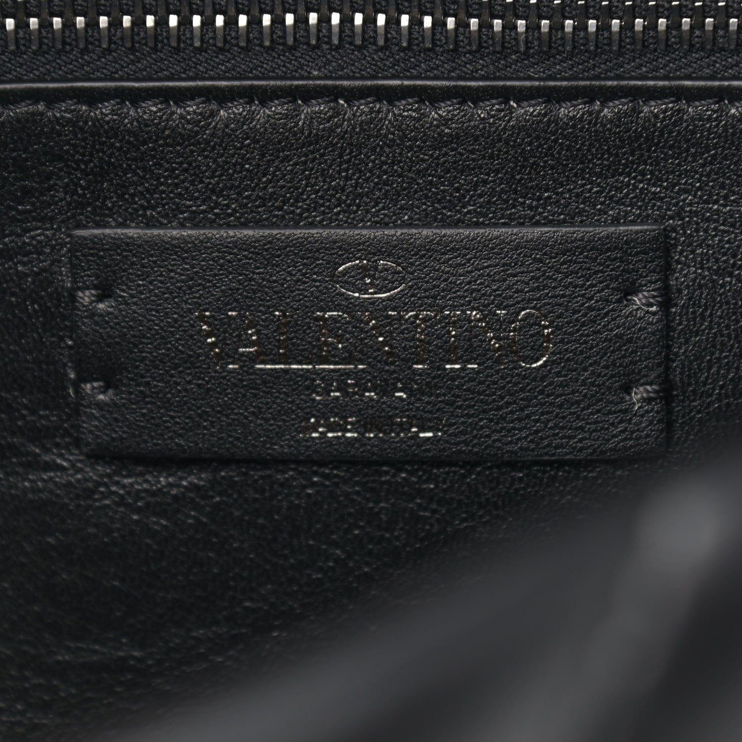 Valentino Garavani Nappa Monochrome Medium Roman Stud Shoulder Bag Black 6 of 8