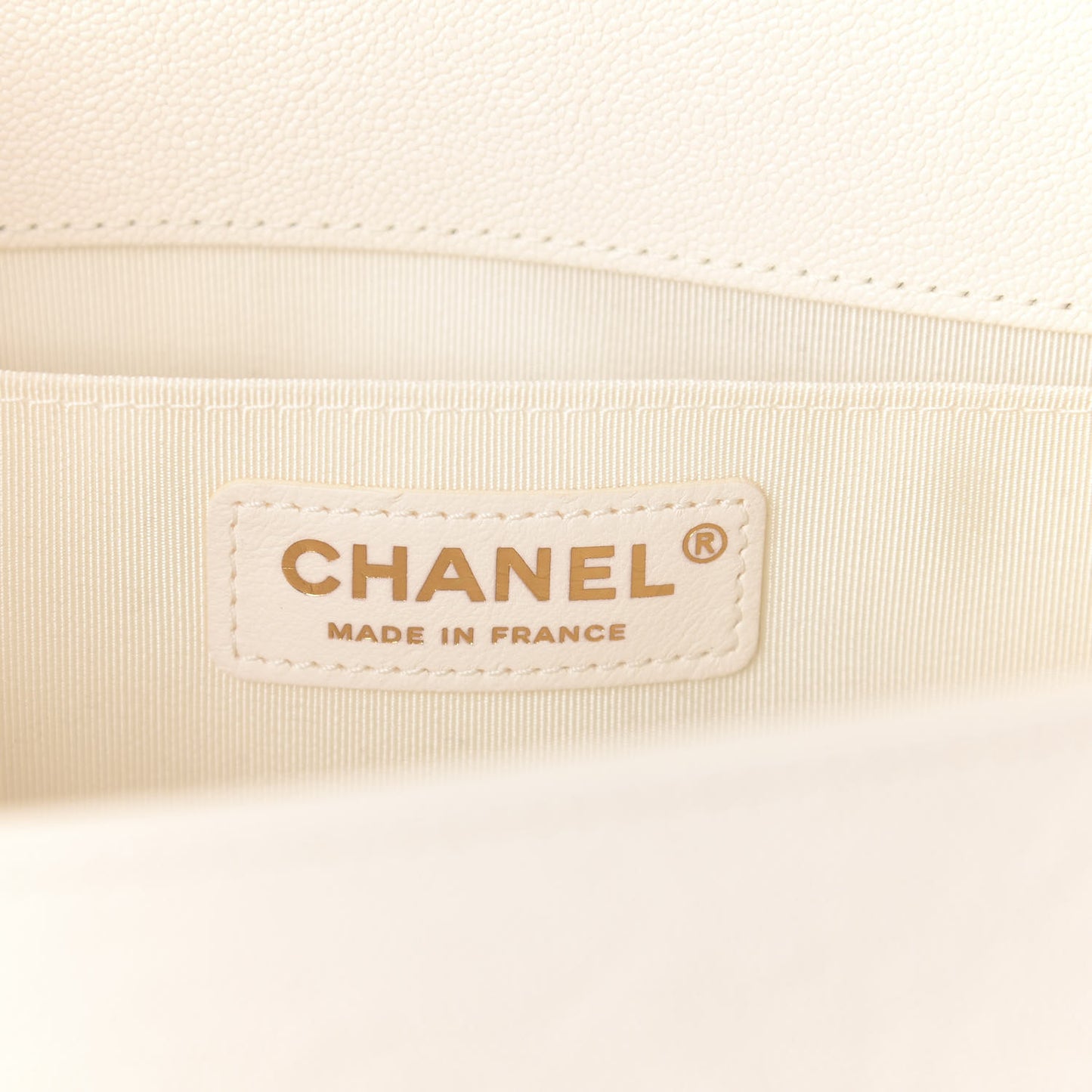 Caviar Chevron Quilted Medium Boy Flap White