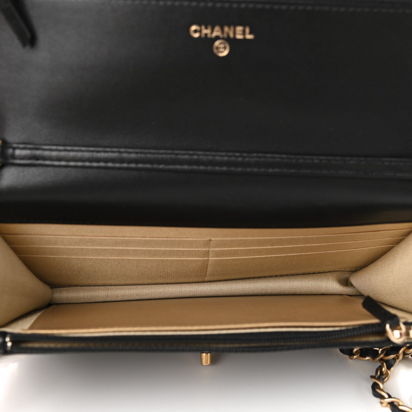 Lambskin Quilted CC Pearl Crush Wallet on Chain WOC Black
