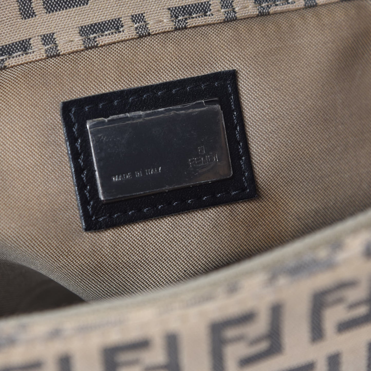 Zucchino Vitello Hobo Beige Black