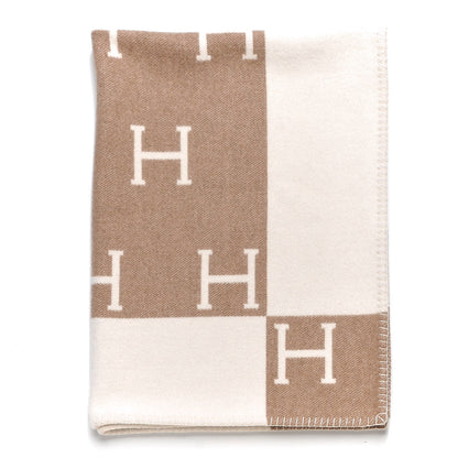 Hermes Wool Cashmere Avalon Baby Blanket Noisette Moyen White 1 of 4