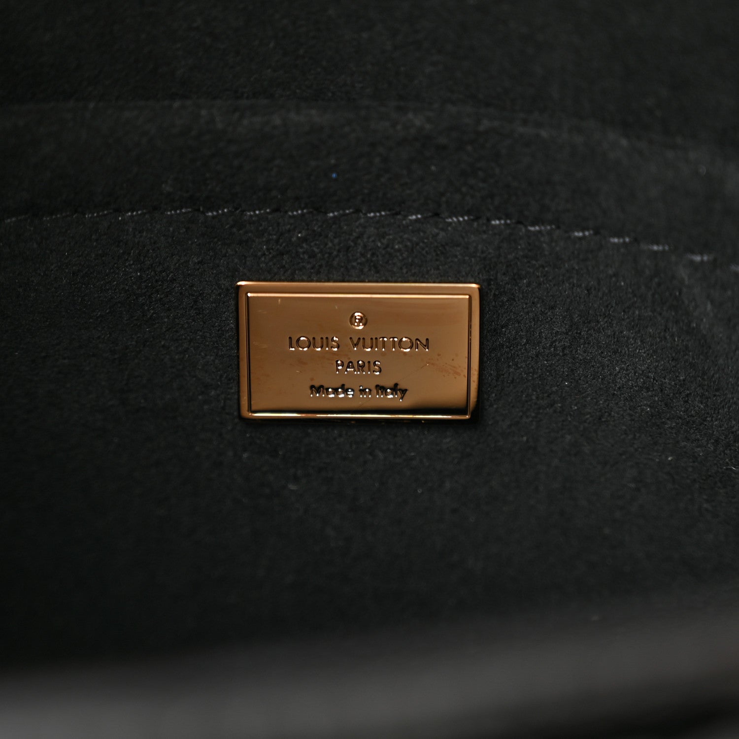 Louis Vuitton Vernis Epi Monogram Spring Street Black 6 of 12