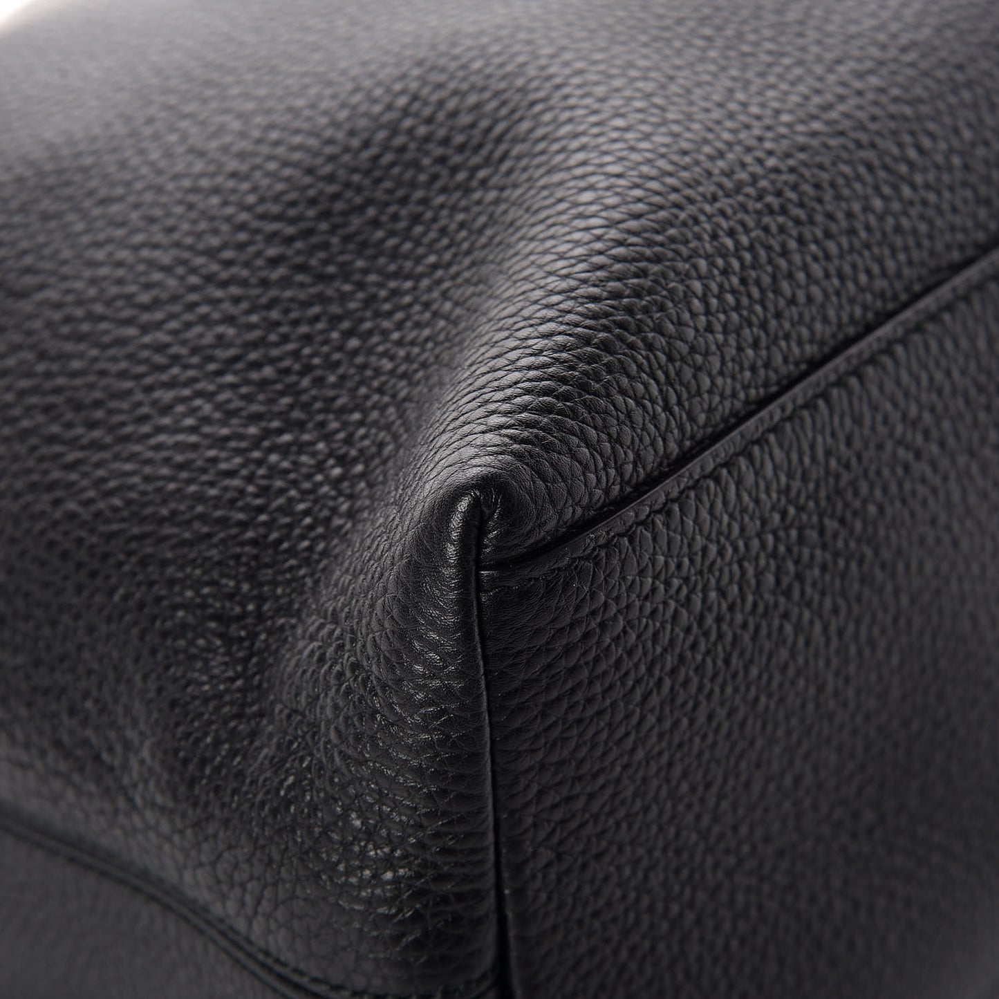 Pebbled Calfskin Medium Soho Chain Shoulder Bag Black