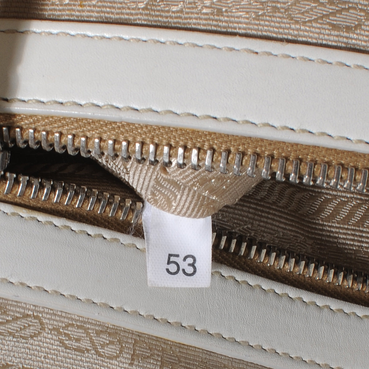 Jacquard Logo Handbag Corda White