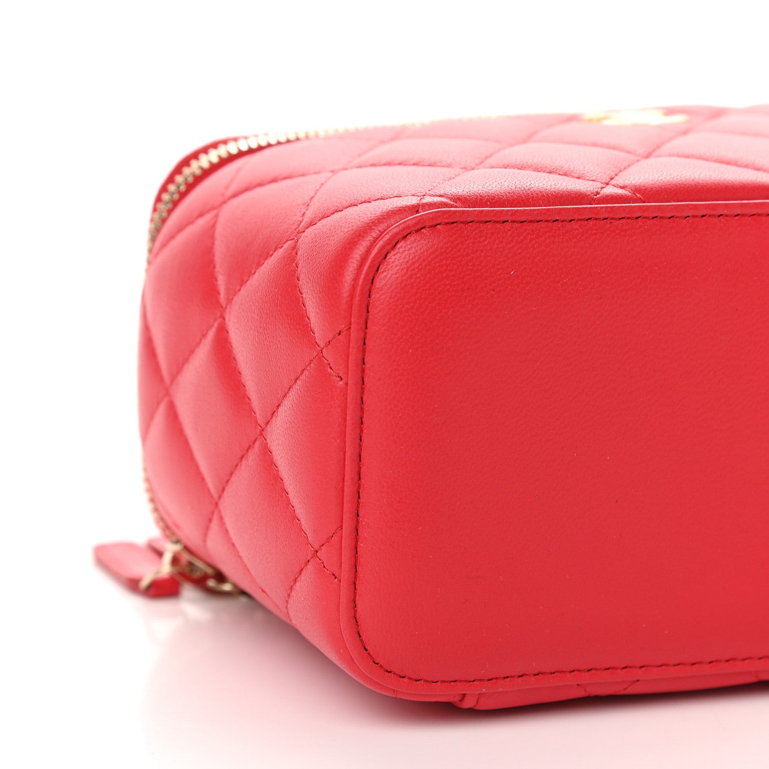 Chanel Lambskin Quilted Pearl Crush Small Vanity Case With Chain Red 8 of 9