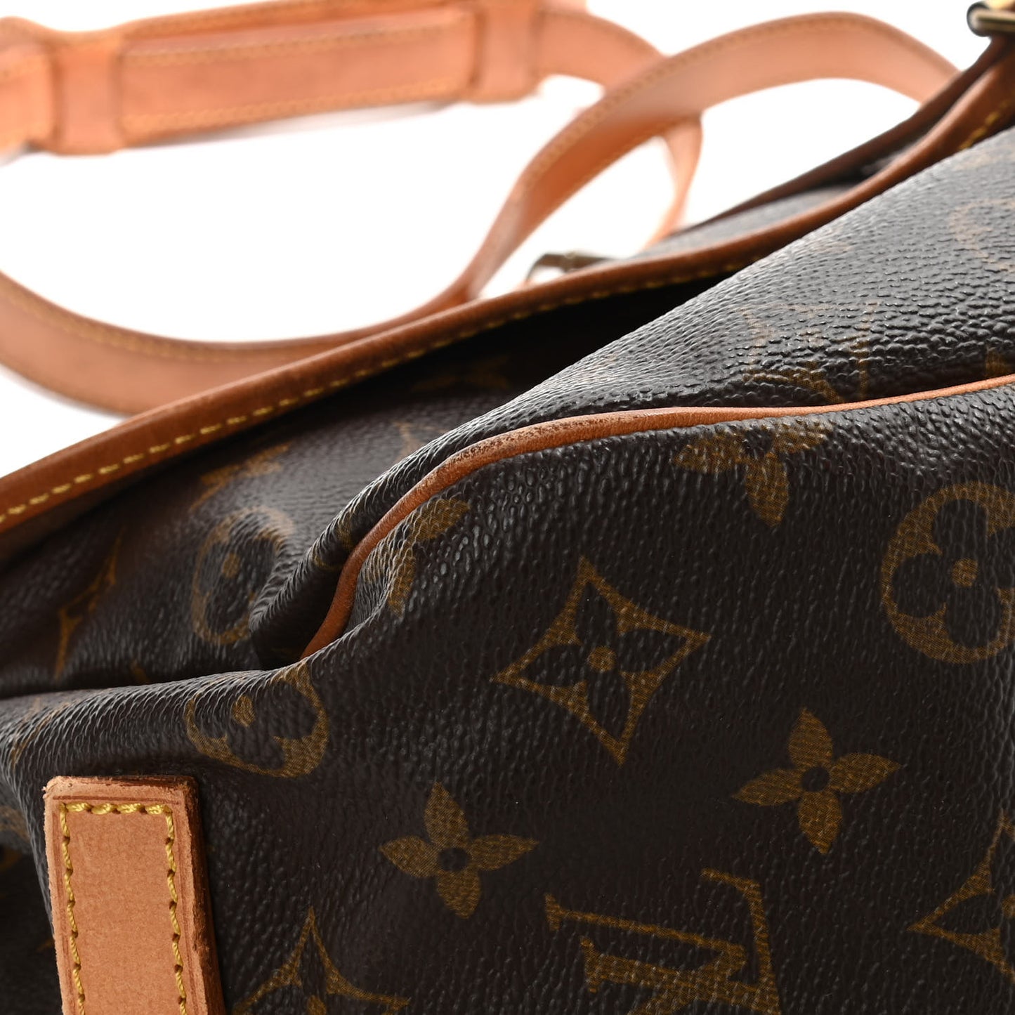 Monogram Saumur 35