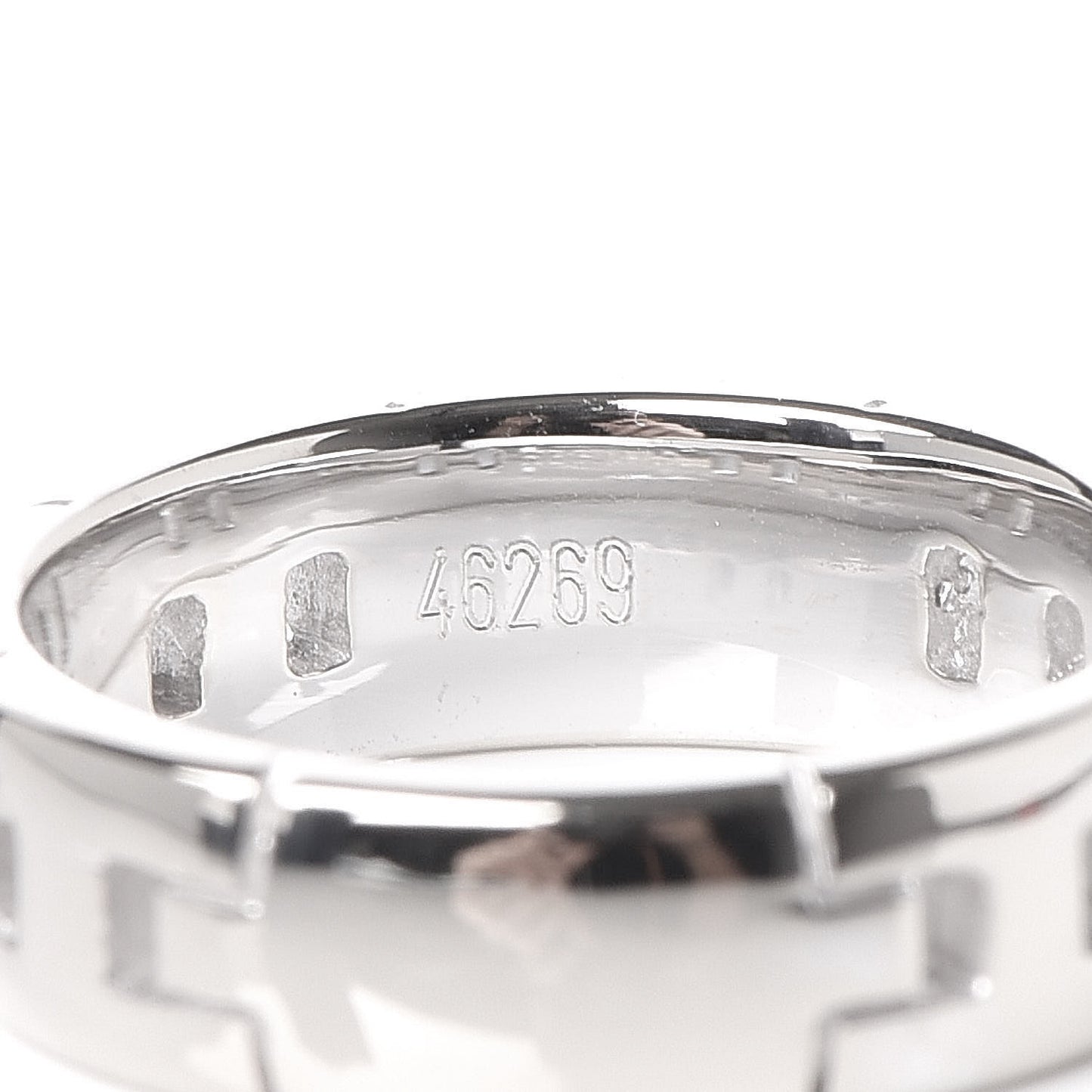 18K White Gold Hercules H Ring 50 5.25