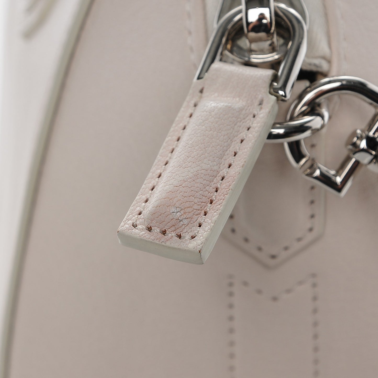 Sugar Goatskin Mini Antigona Beige Buff