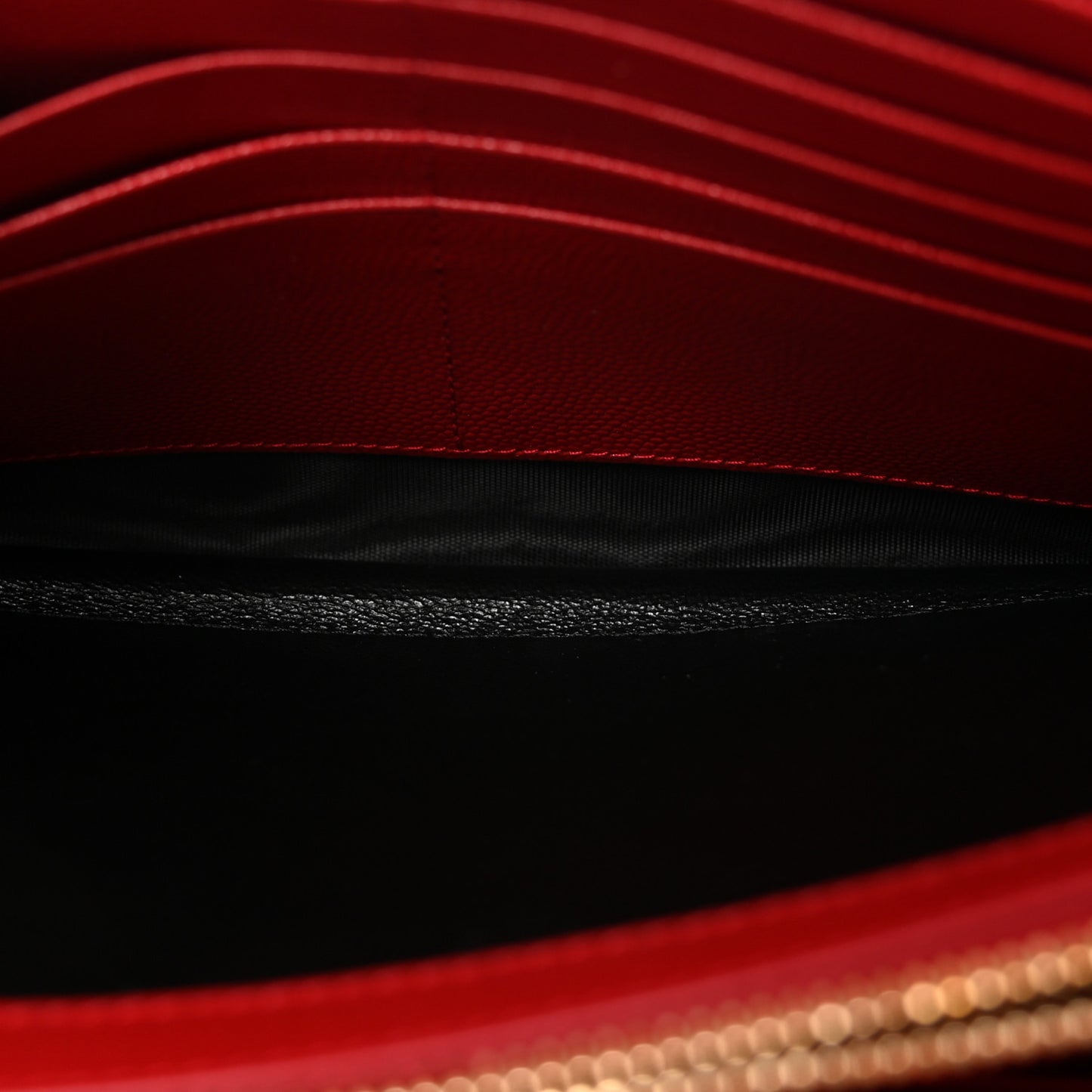 Grain De Poudre Matelasse Chevron Monogram Chain Wallet Rouge Eros