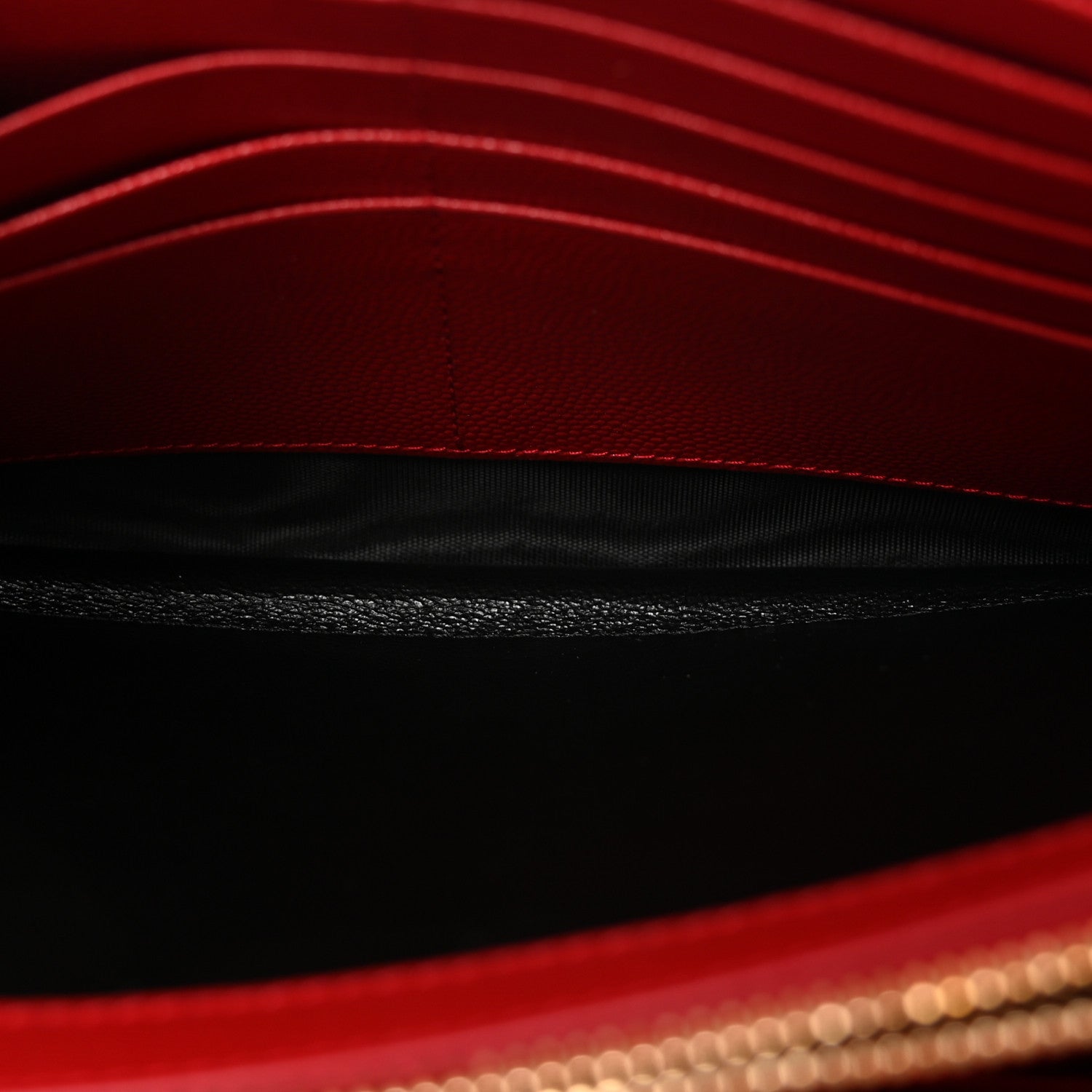 Saint Laurent Grain De Poudre Matelasse Chevron Monogram Chain Wallet Rouge Eros 5 of 9