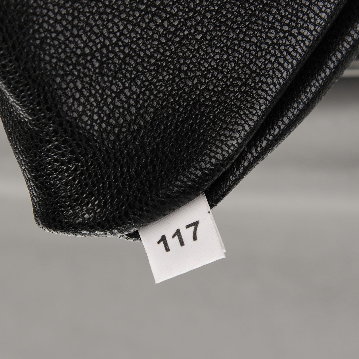 City Calf Metal Closure Shoulder Bag Marmo