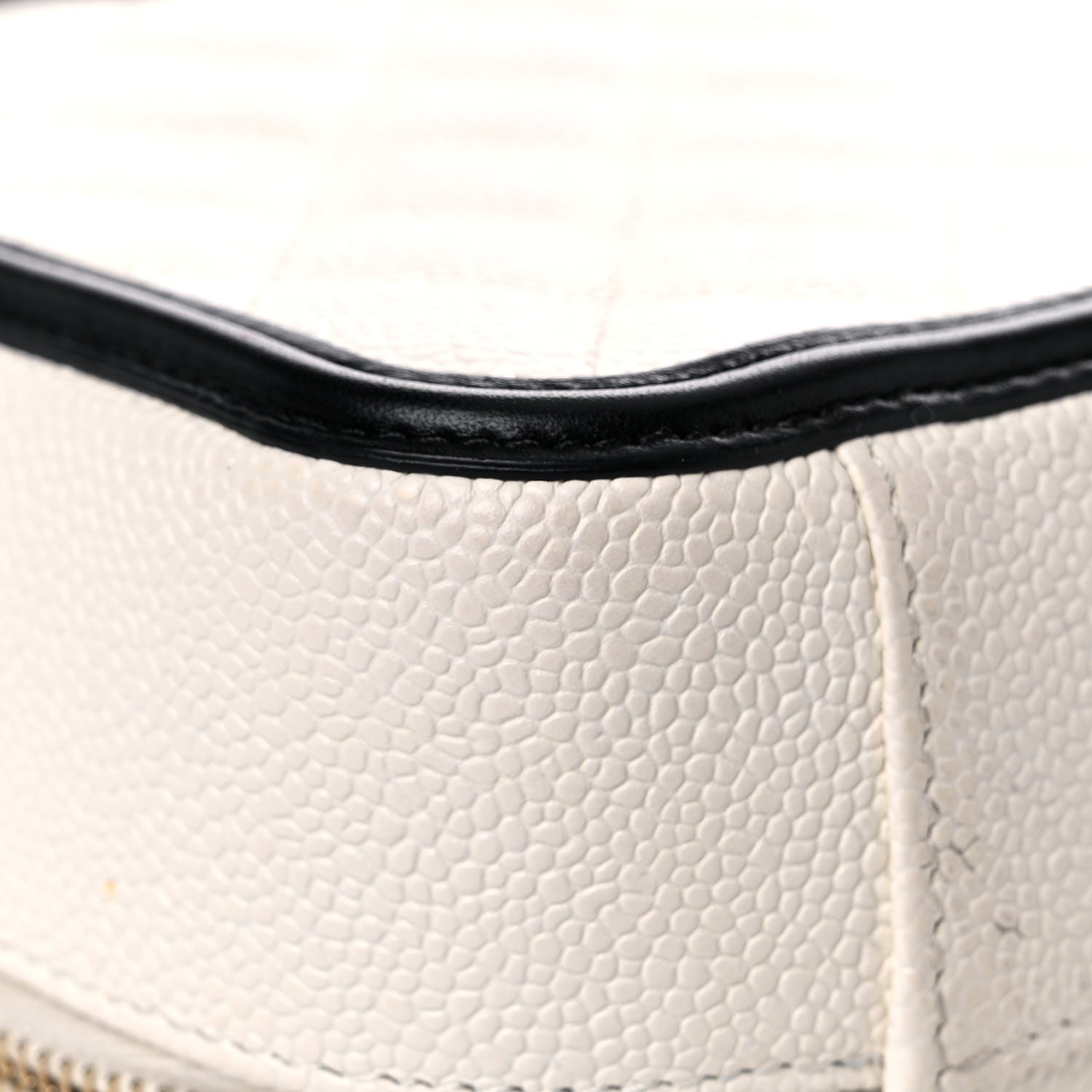 Chanel Caviar Quilted Medium CC Filigree Vanity Case White Black 10 of 19