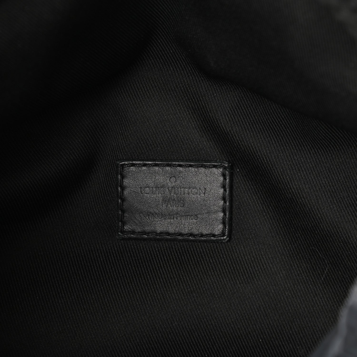 Louis Vuitton Calfskin Monogram Shadow Discovery Bumbag Black 6 of 9