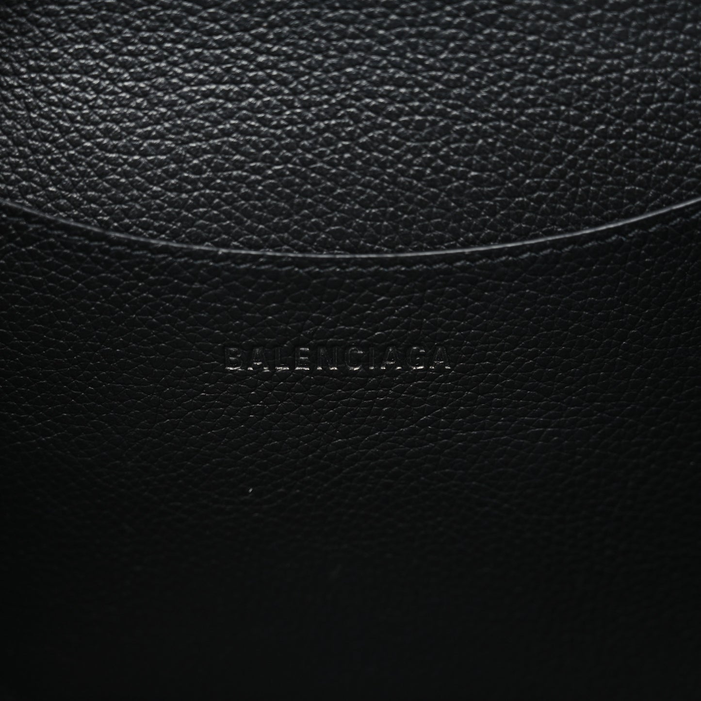 Grained Calfskin Neo Classic Black Hardware Medium City Black