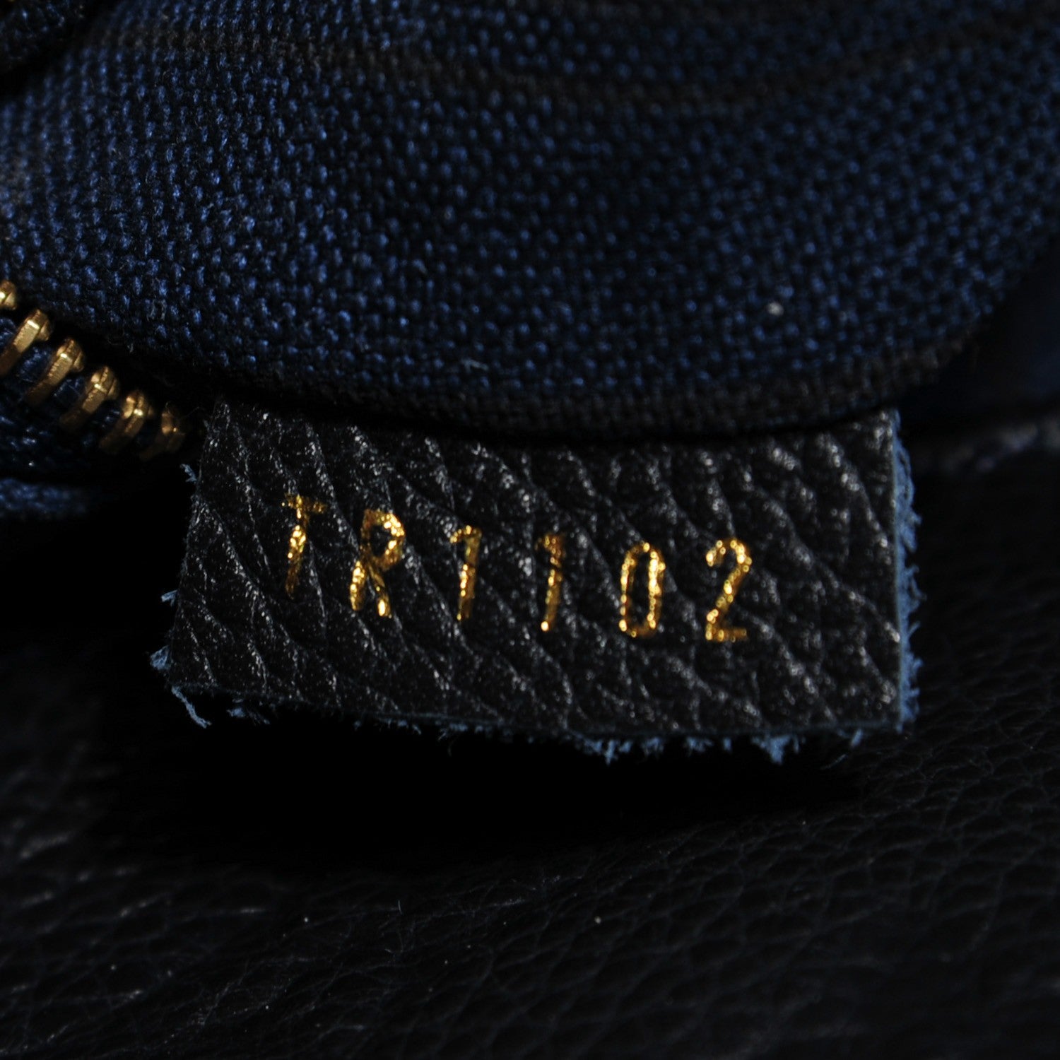 Louis Vuitton Empreinte Artsy MM Infini 8 of 8