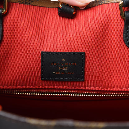 Louis Vuitton Reverse Monogram Giant Onthego MM 7 of 10