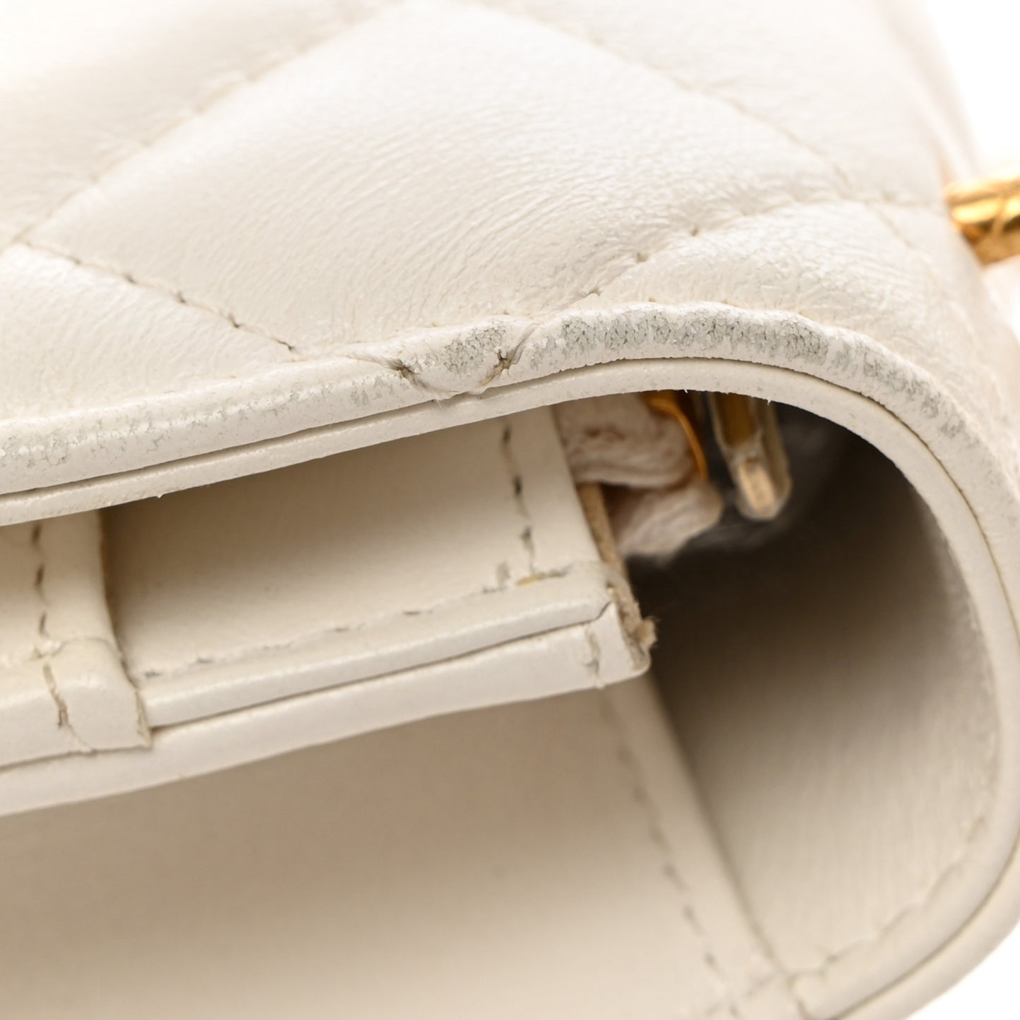 Lambskin Quilted CC Wallet On Chain WOC White