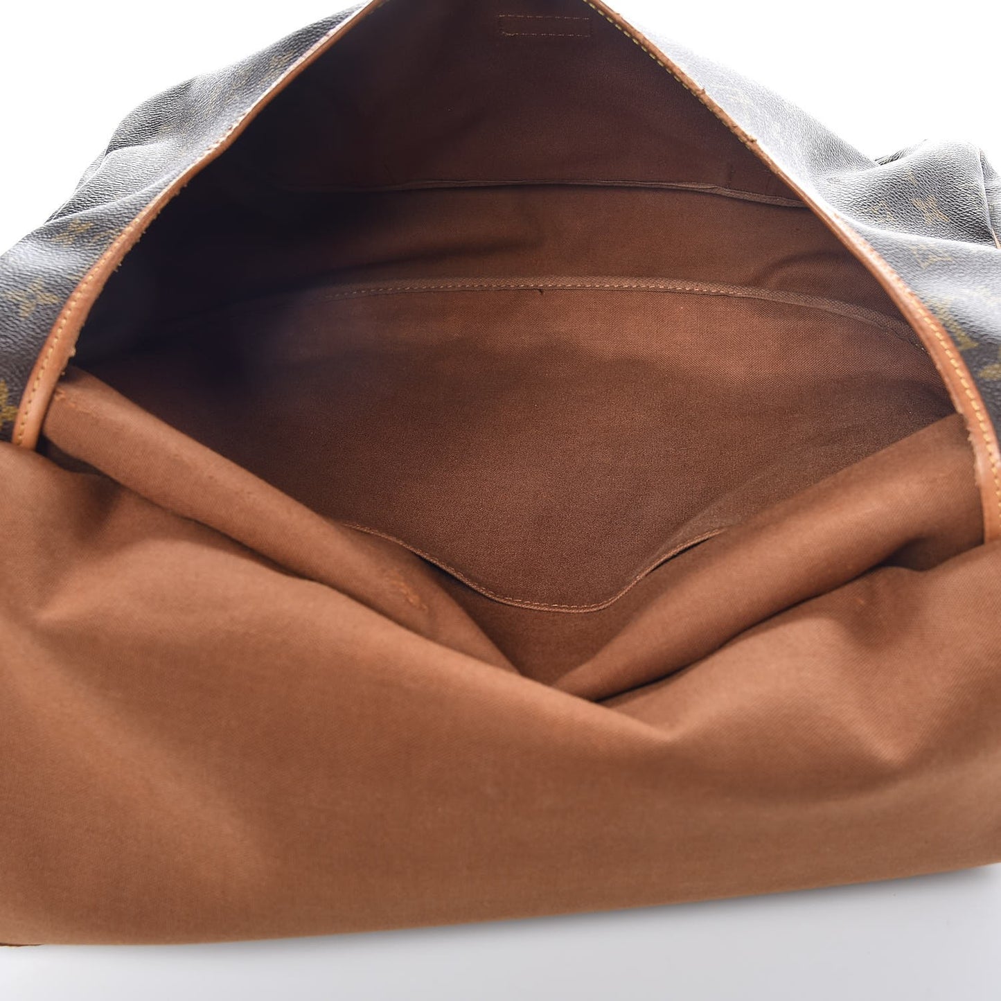 Monogram Saumur 43