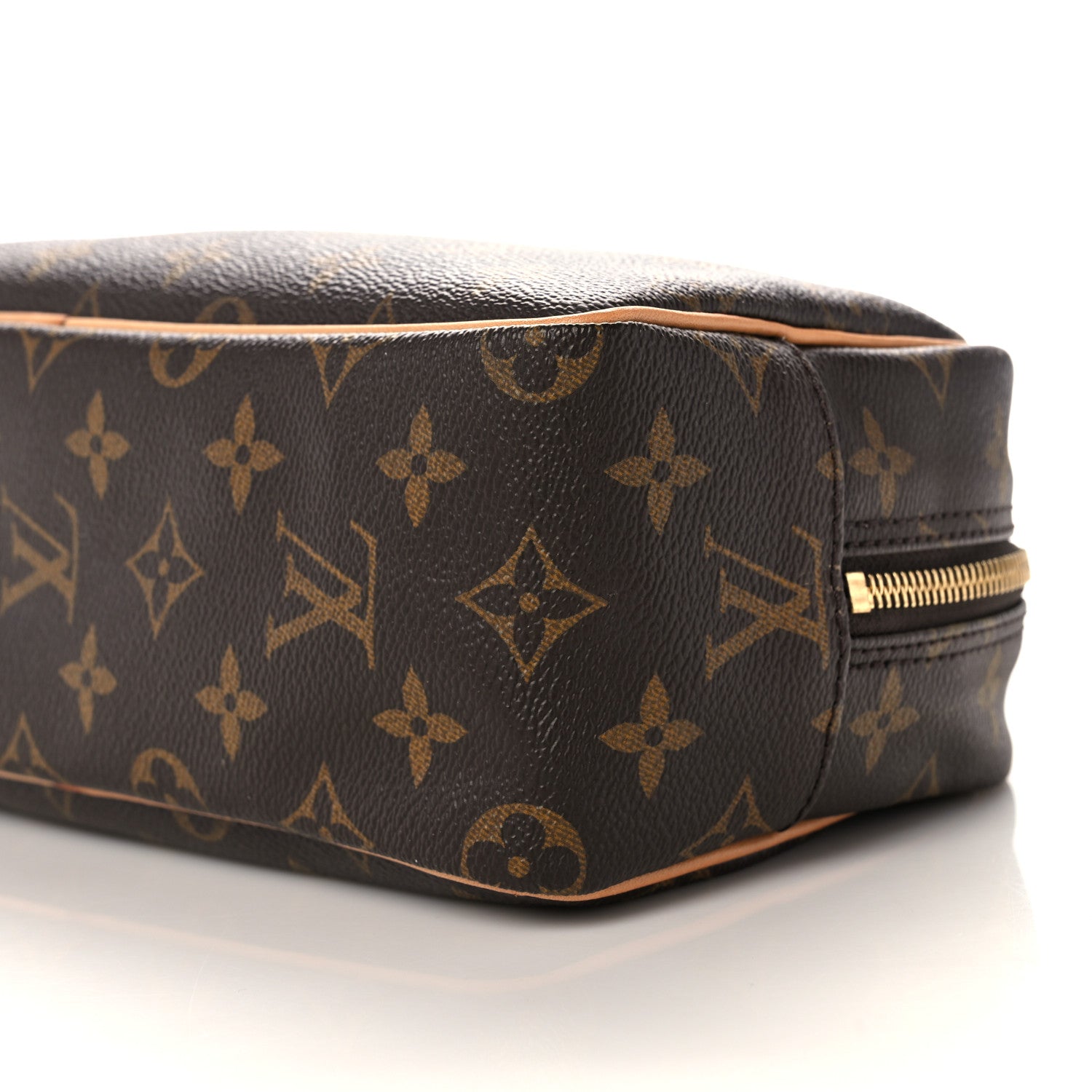 Louis Vuitton Monogram King Size Toiletry Bag 9 of 14