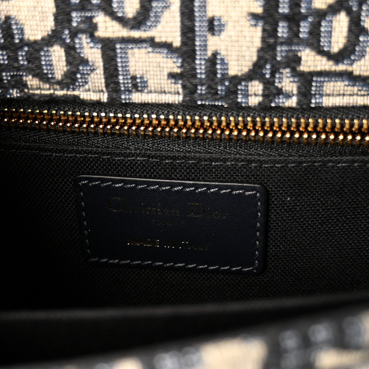 Oblique 30 Montaigne Flap Bag Blue