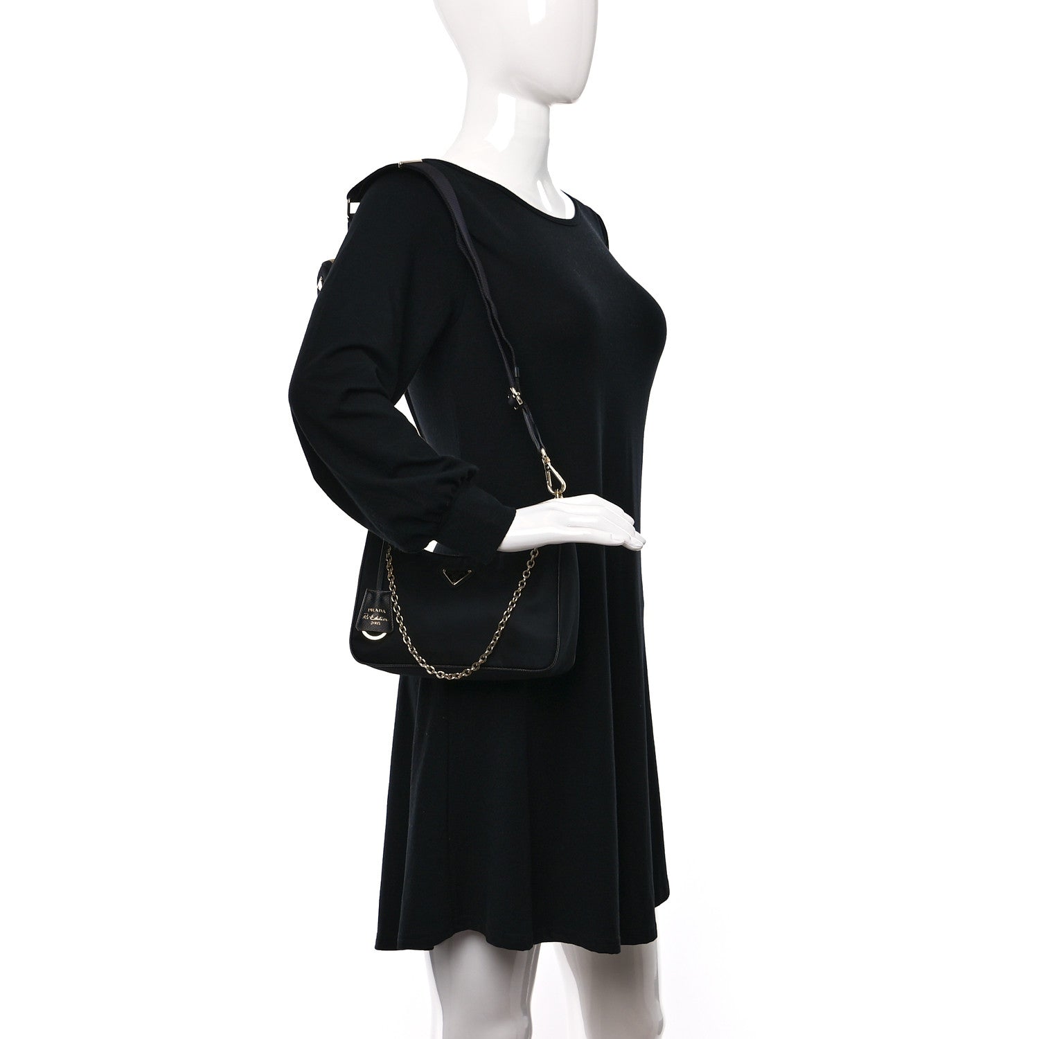 Prada Nylon Re-Edition 2005 Shoulder Bag Black 2 of 10