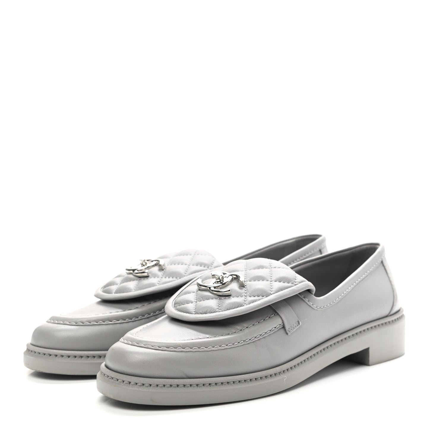 Lambskin Quilted CC Turnlock Loafers 40 Grey