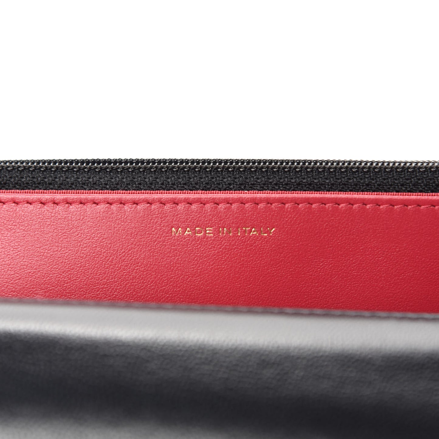 Lambskin Quilted 19 Wallet On Chain WOC Black