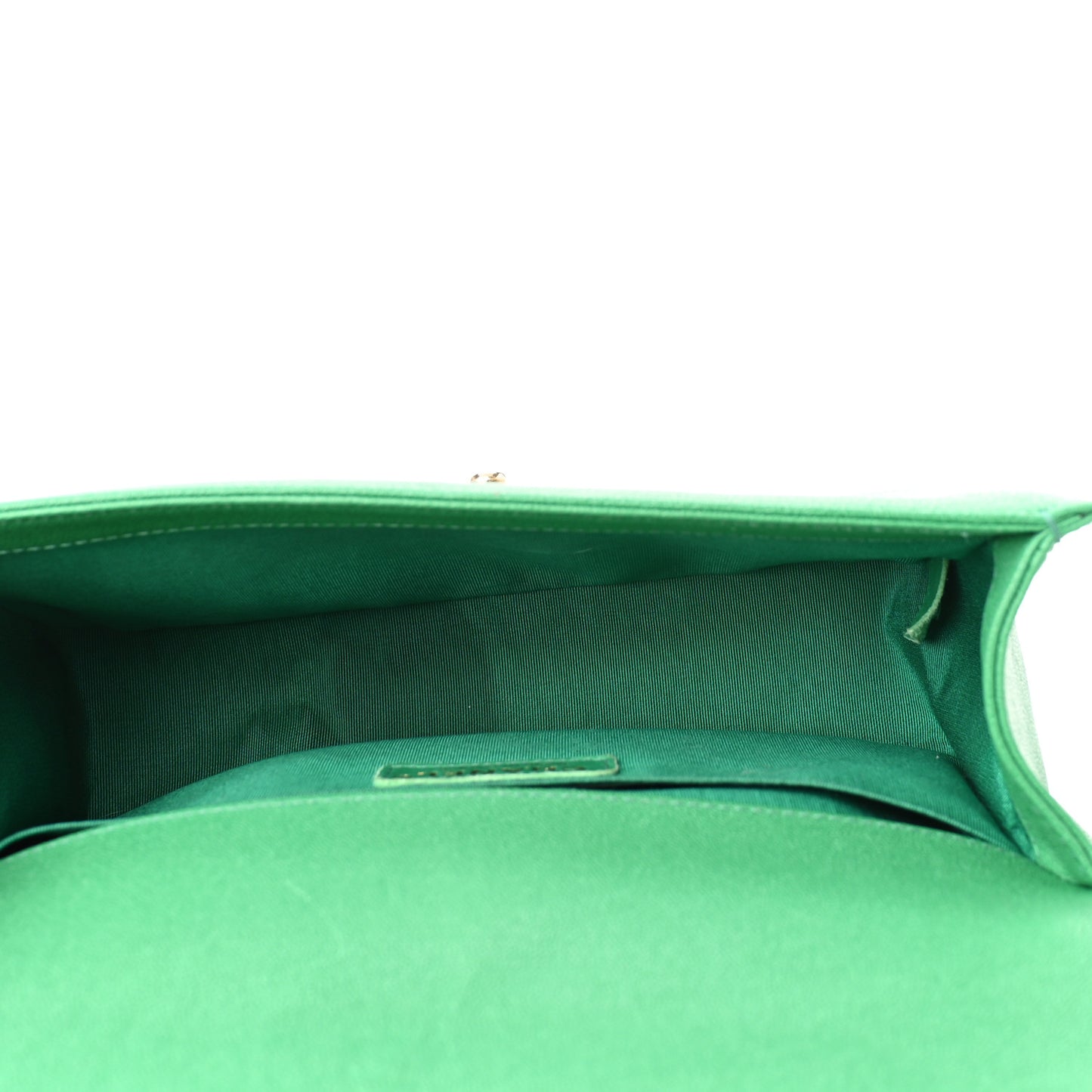 Caviar Quilted Medium Boy Flap Green