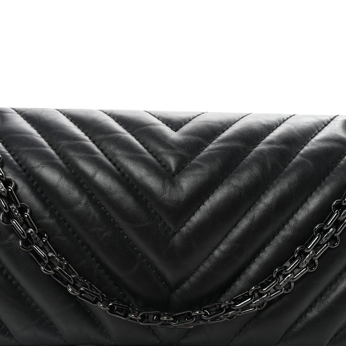 Aged Calfskin Chevron Quilted 2.55 Reissue 225 Flap So Black