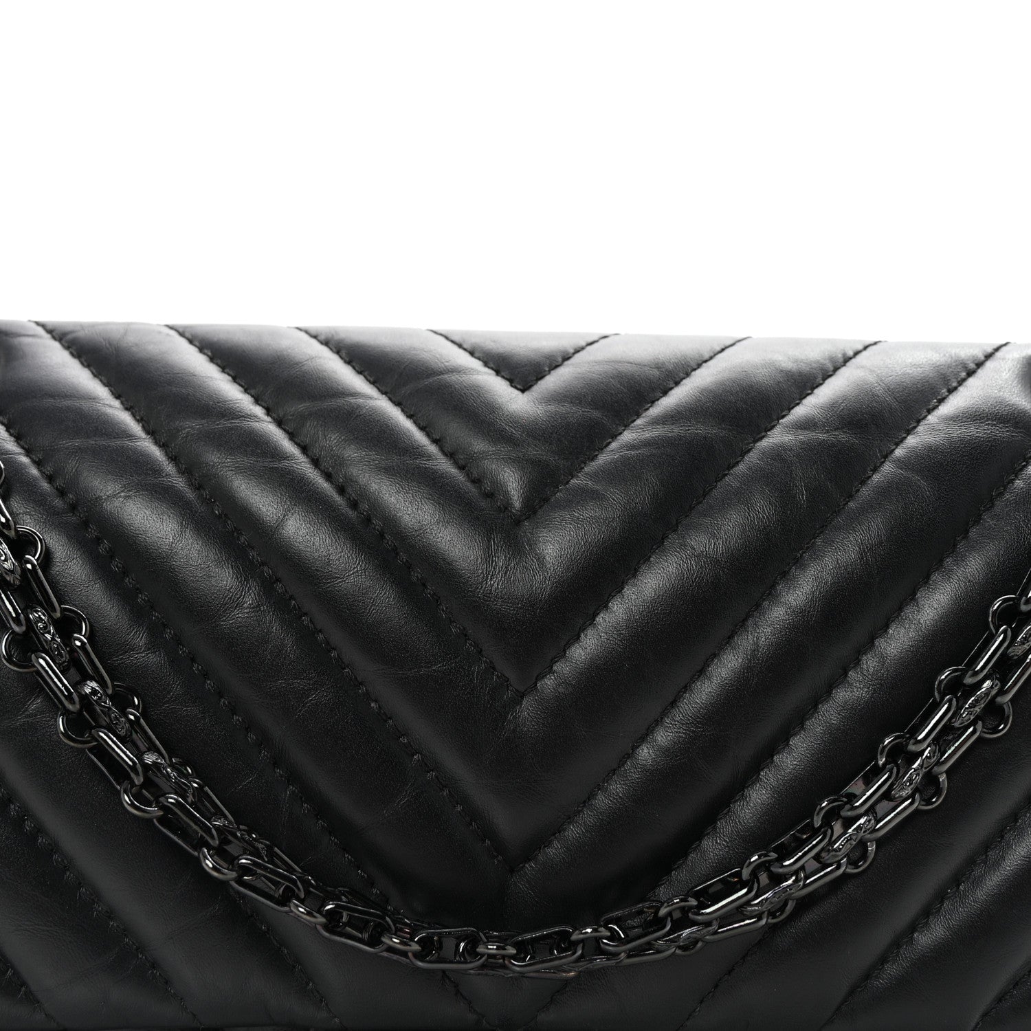 Chanel Aged Calfskin Chevron Quilted 2.55 Reissue 225 Flap So Black 8 of 10