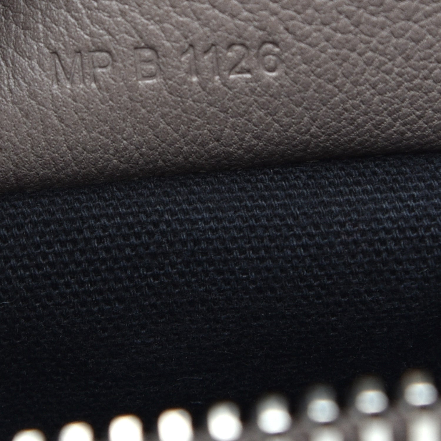Givenchy Sugar Goatskin Medium Antigona Sand 7 of 10