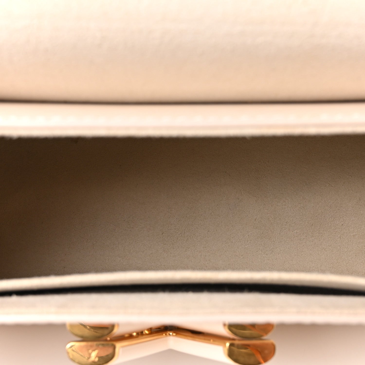 Louis Vuitton Epi Twist Shoulder Bag MM Quartz 5 of 11