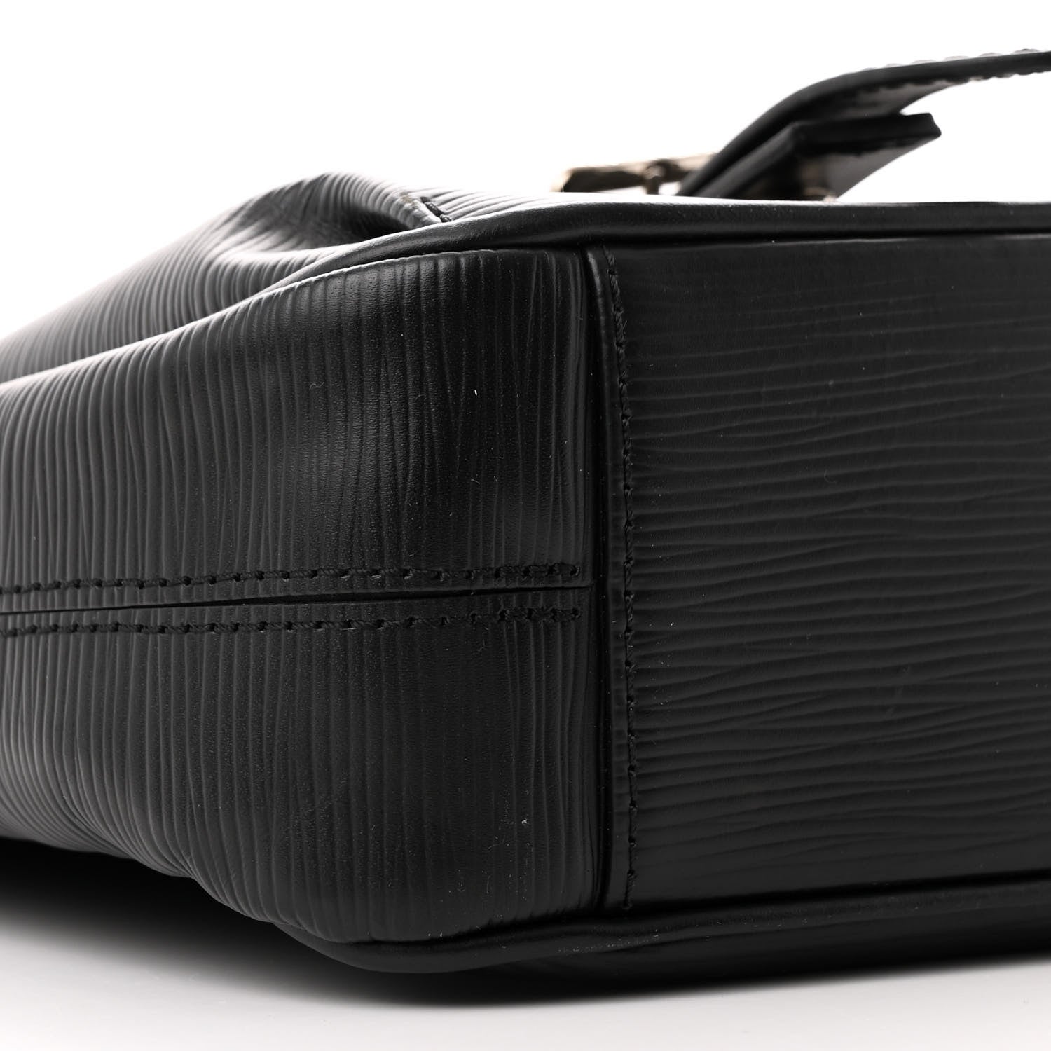 Louis Vuitton Epi Christopher Messenger Black 9 of 10