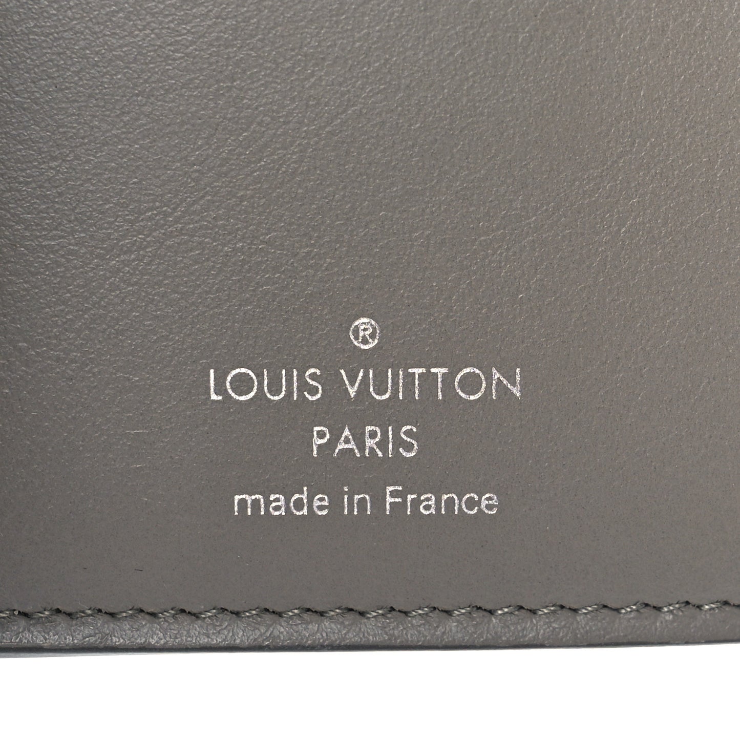 Taurillon Capucines Compact Wallet Silver