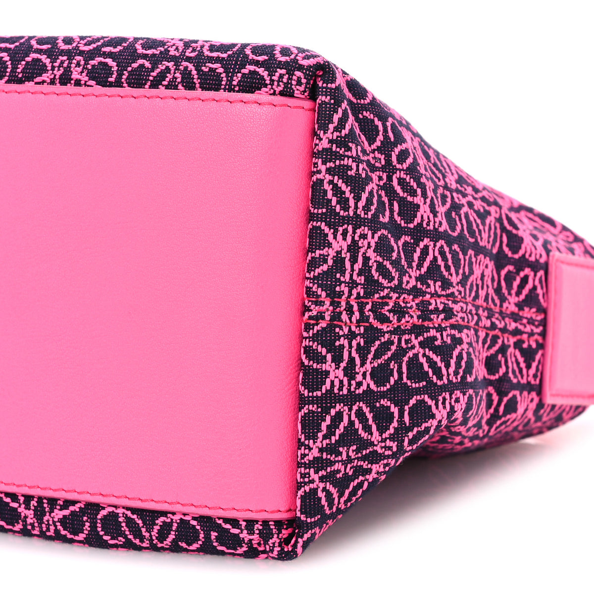 Jacquard Anagram Calfskin Small Cubi Bag Pink