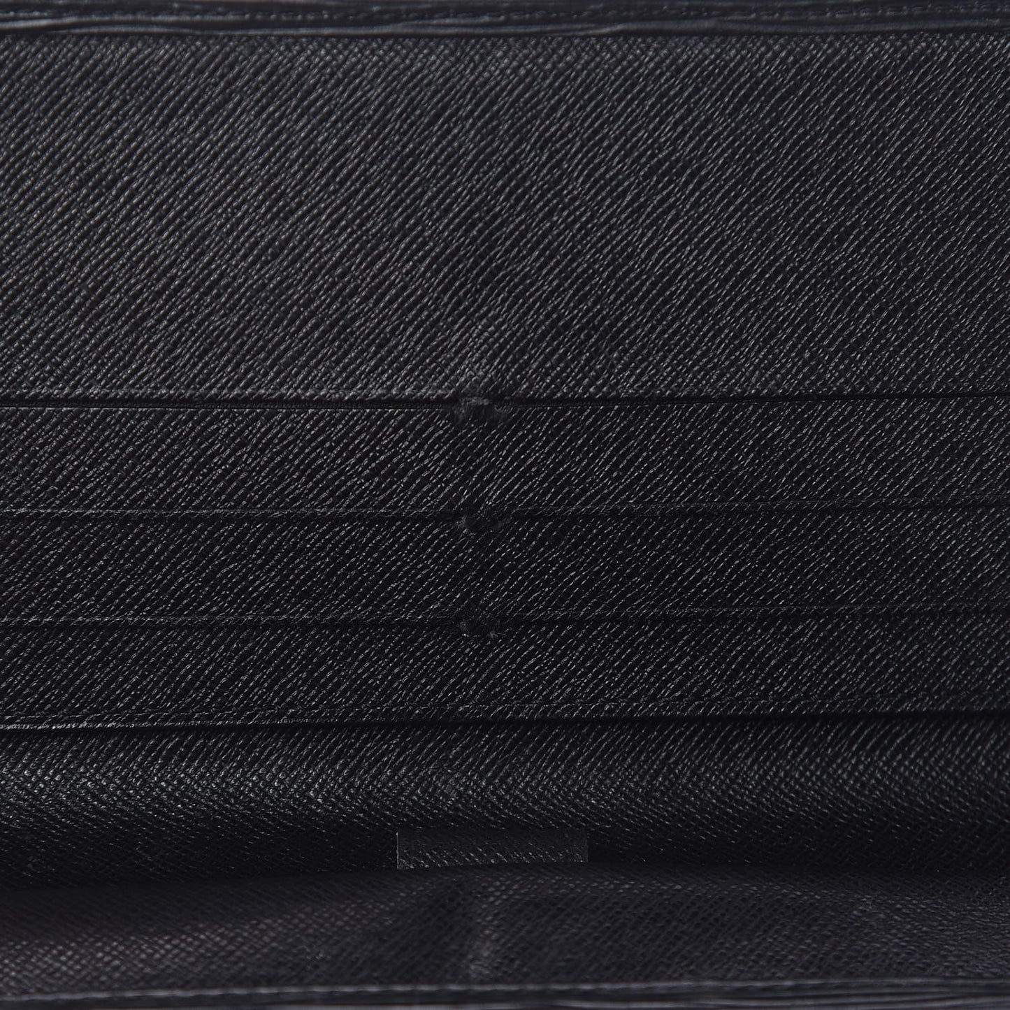Epi Porte Tresor International Wallet Black